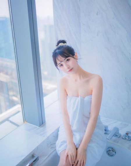 潘甜甜在线_BD高清视频播放